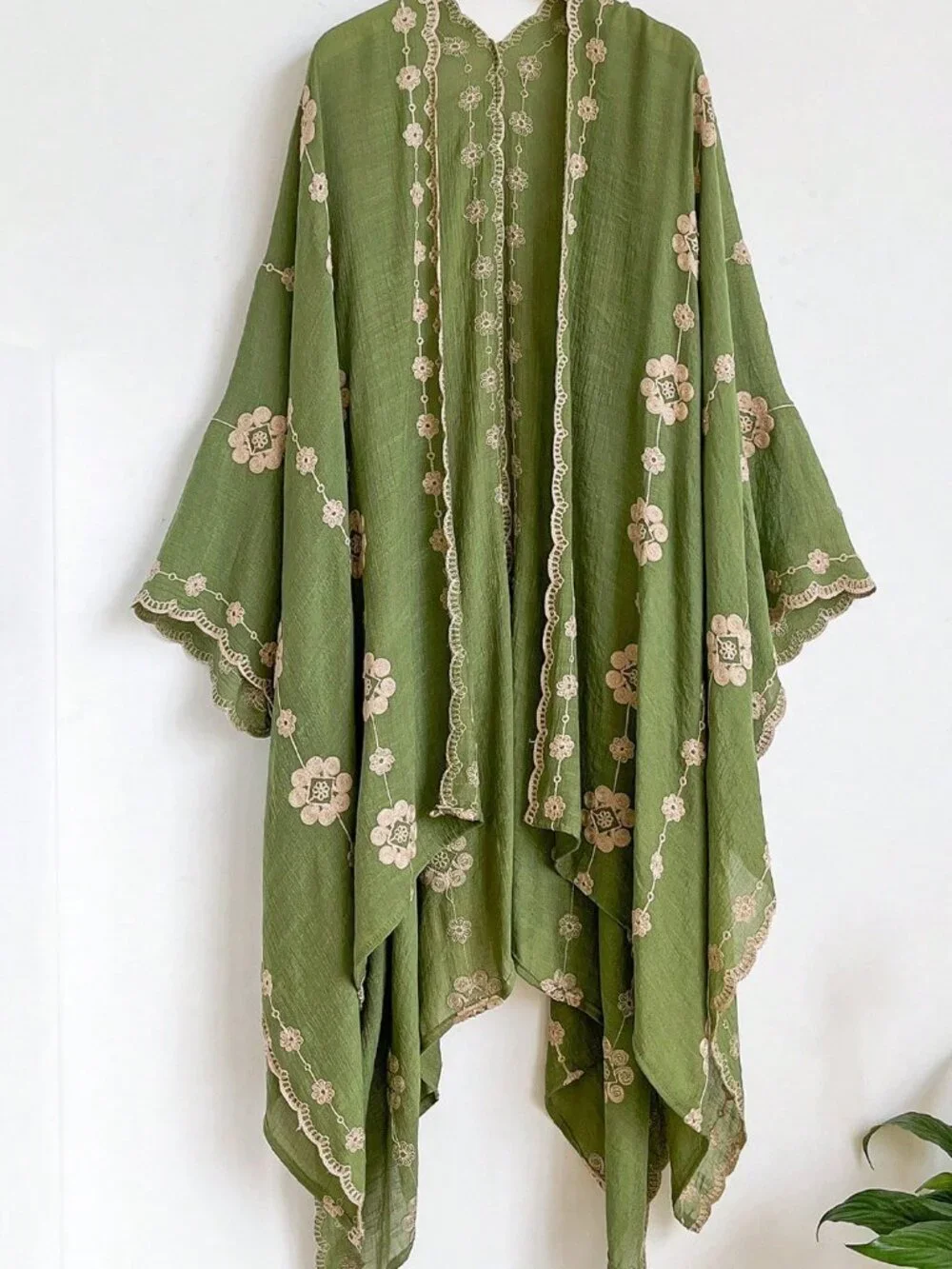 Green Elegant Bohemian Women's Floral Embroidered Kimono Sarong Cover-Up